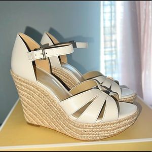 Michael Kors: Maggie Wedge